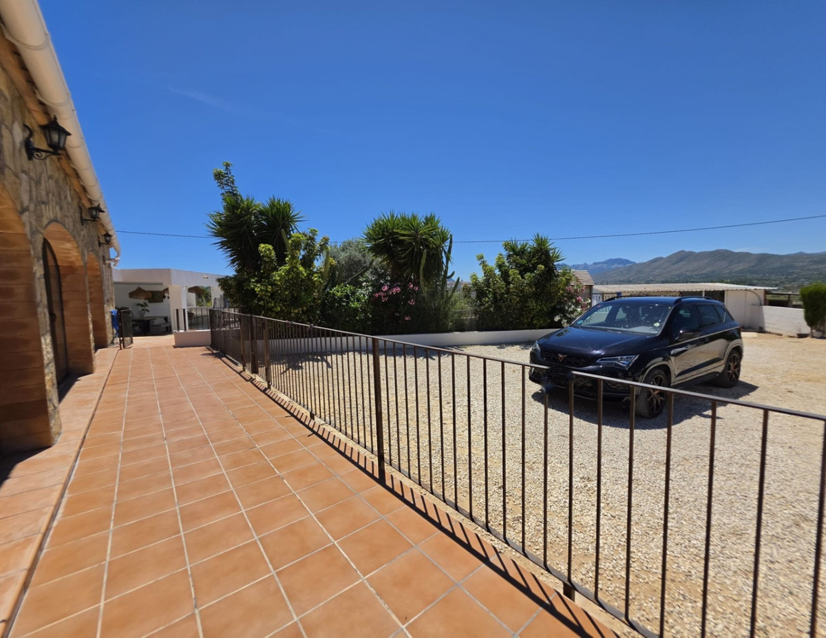 7 Bed Townhouse for sale in Benissa Costa Blanca, Alicante, Spain