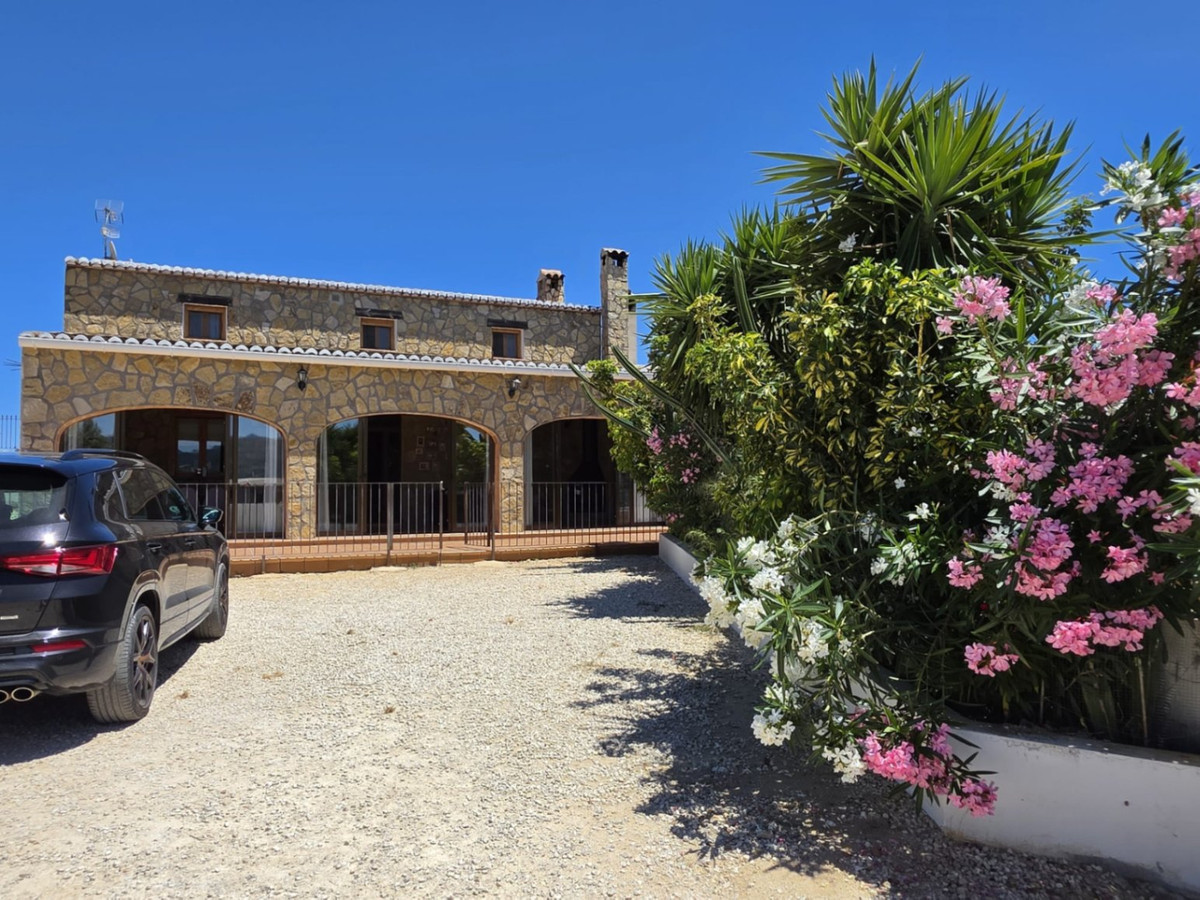 7 Bed Townhouse for sale in Benissa Costa Blanca, Alicante, Spain