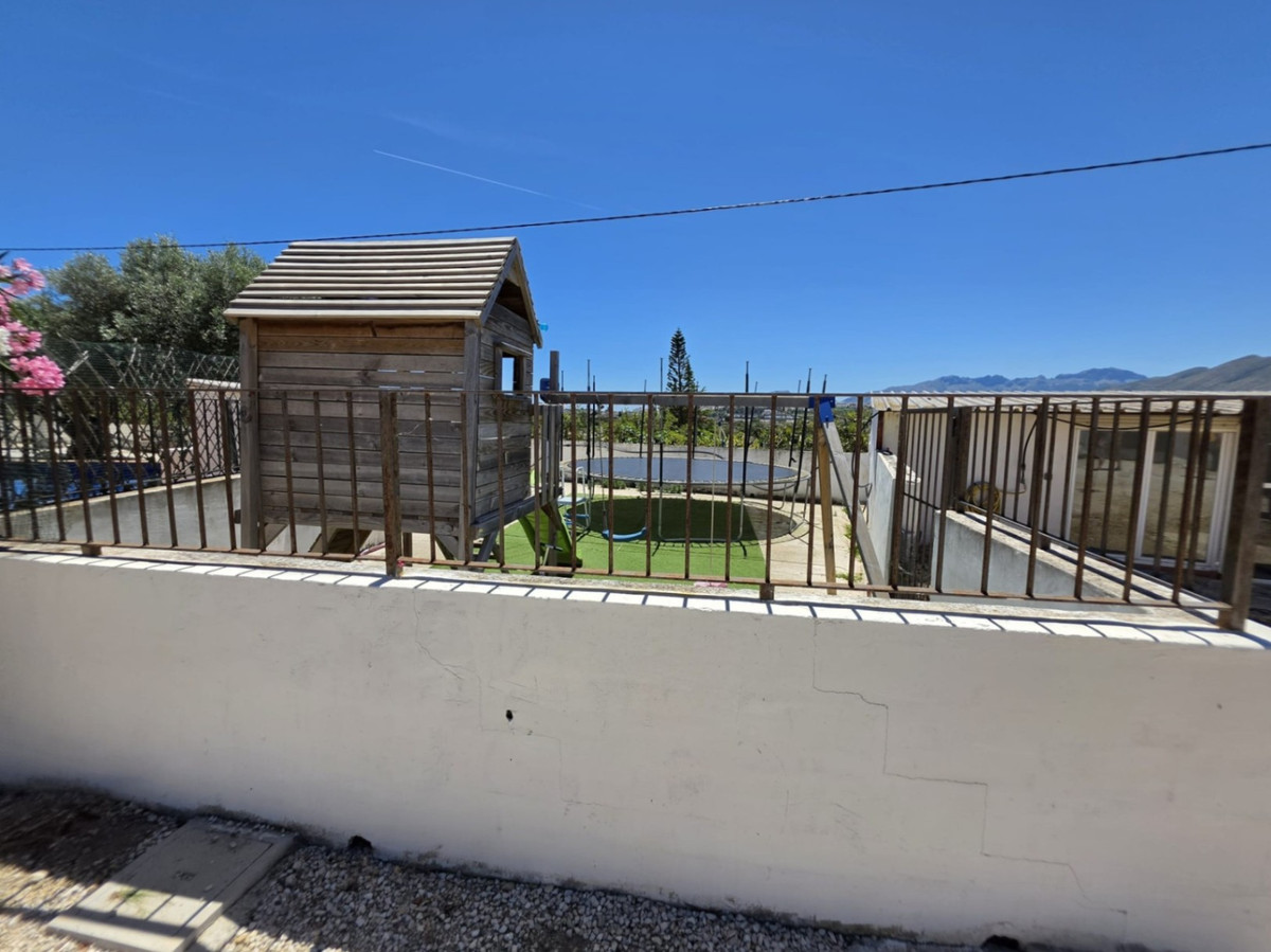 7 Bed Townhouse for sale in Benissa Costa Blanca, Alicante, Spain