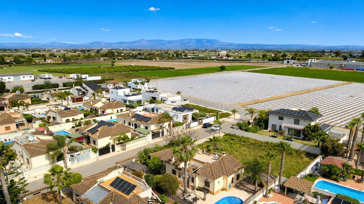 3 Bed Townhouse for sale in Formentera Del Segura Costa Blanca, Alicante, Spain