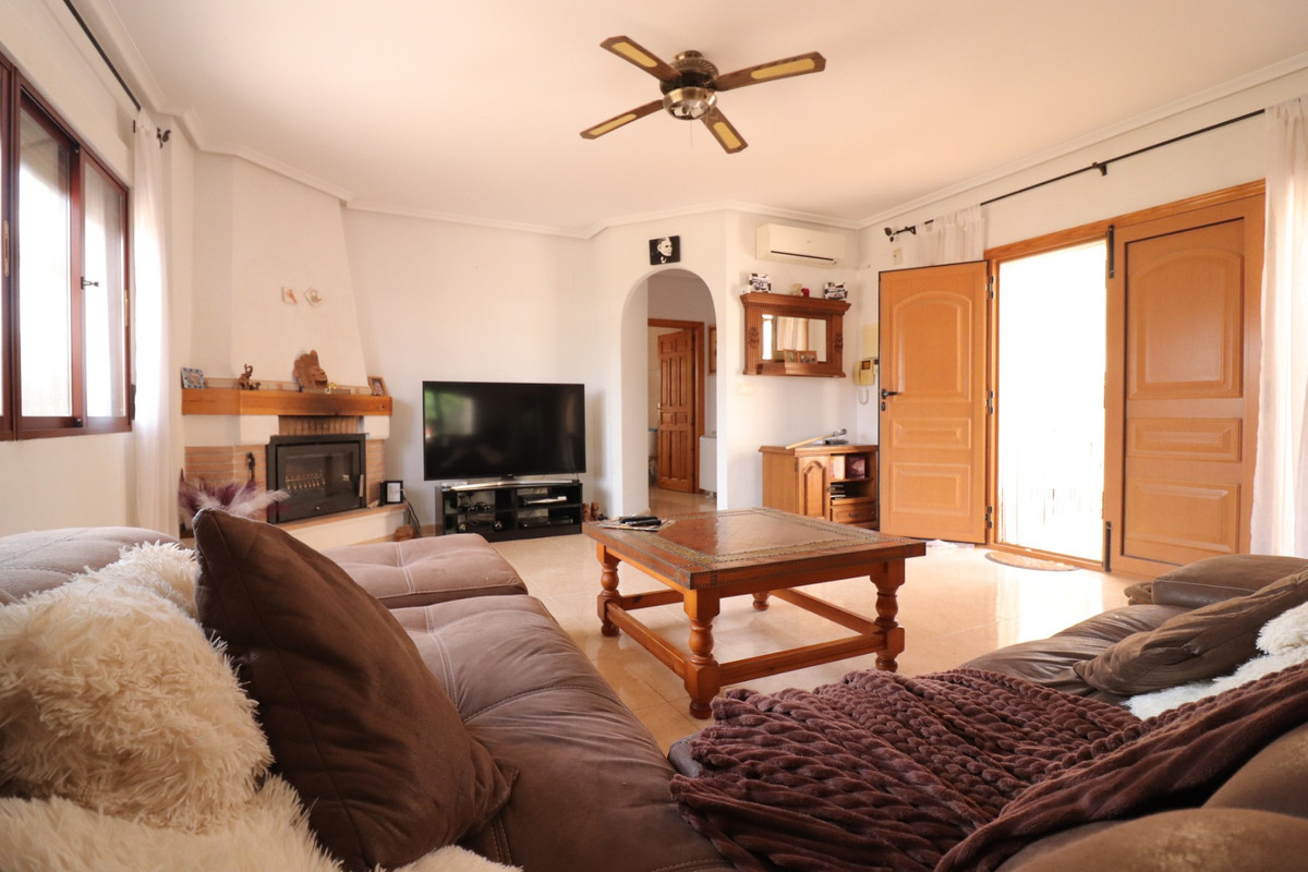 3 Bed Townhouse for sale in Formentera Del Segura Costa Blanca, Alicante, Spain
