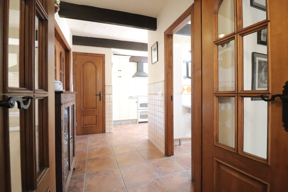 Se vende Villa - Chalet de 4 dormitorios en Costa Blanca, Alicante, España