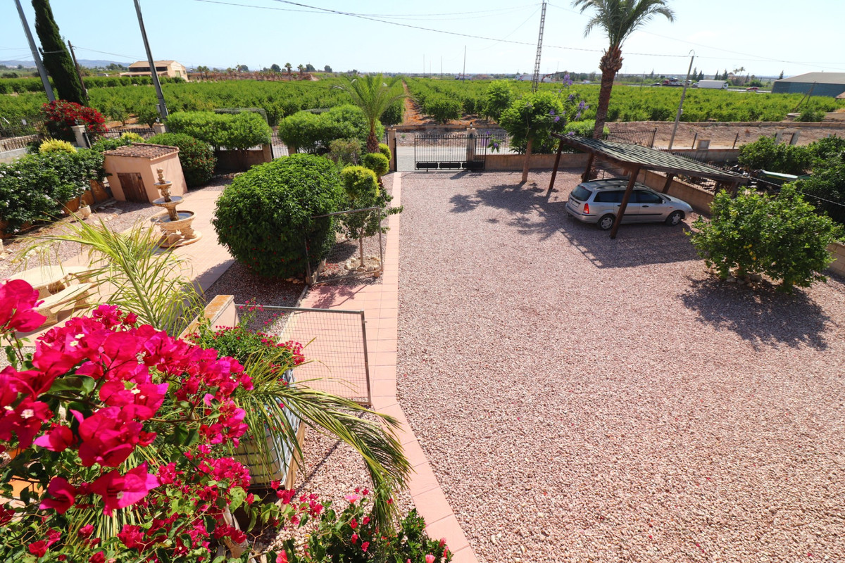 Se vende Villa - Chalet de 4 dormitorios en Costa Blanca, Alicante, España
