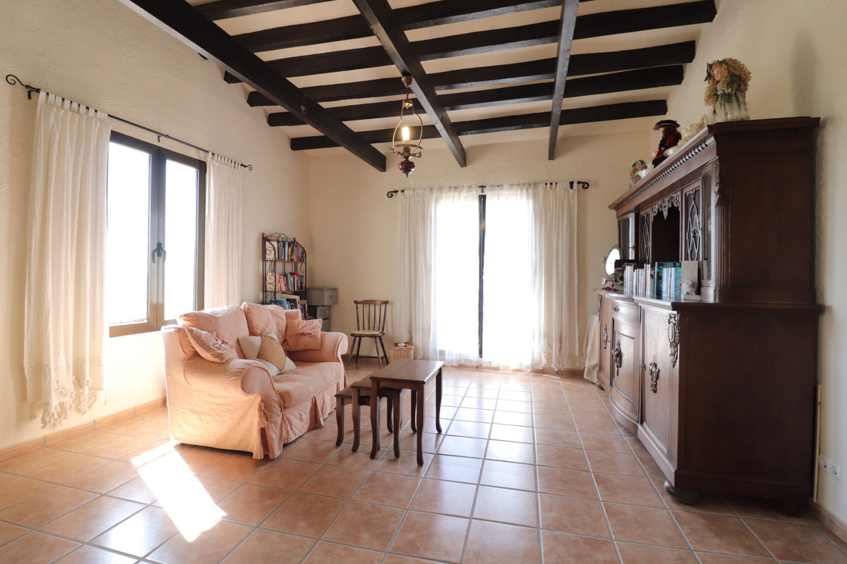 Se vende Villa - Chalet de 4 dormitorios en Costa Blanca, Alicante, España