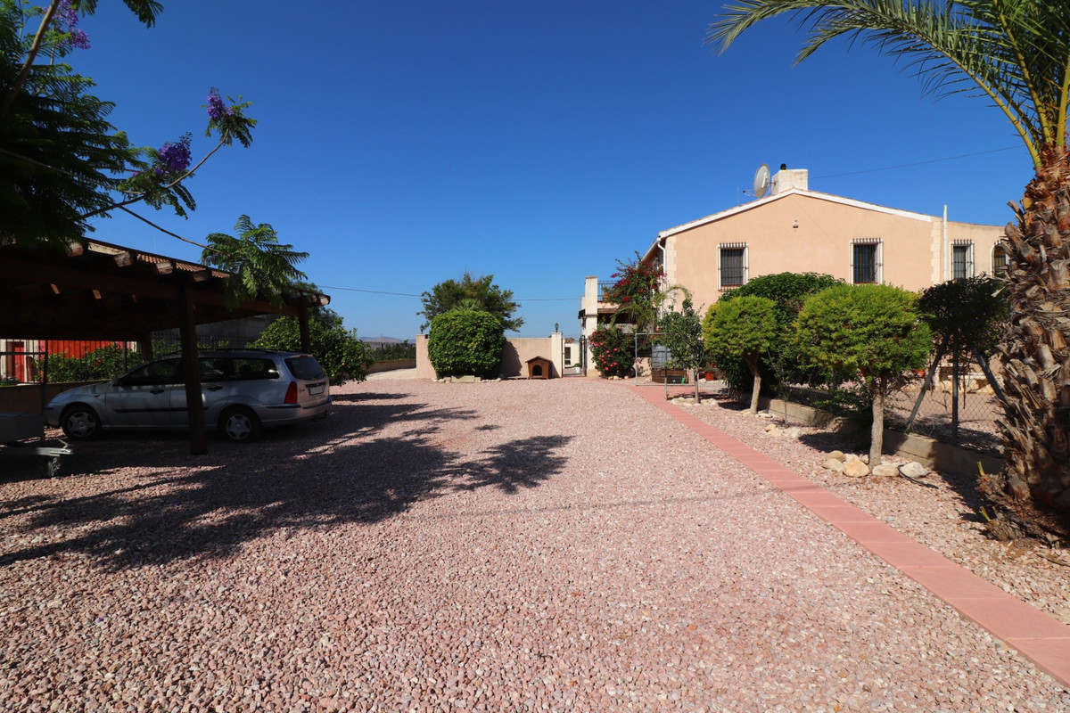 Se vende Villa - Chalet de 4 dormitorios en Costa Blanca, Alicante, España