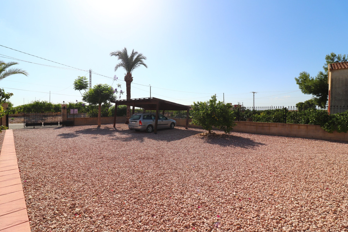 Se vende Villa - Chalet de 4 dormitorios en Costa Blanca, Alicante, España