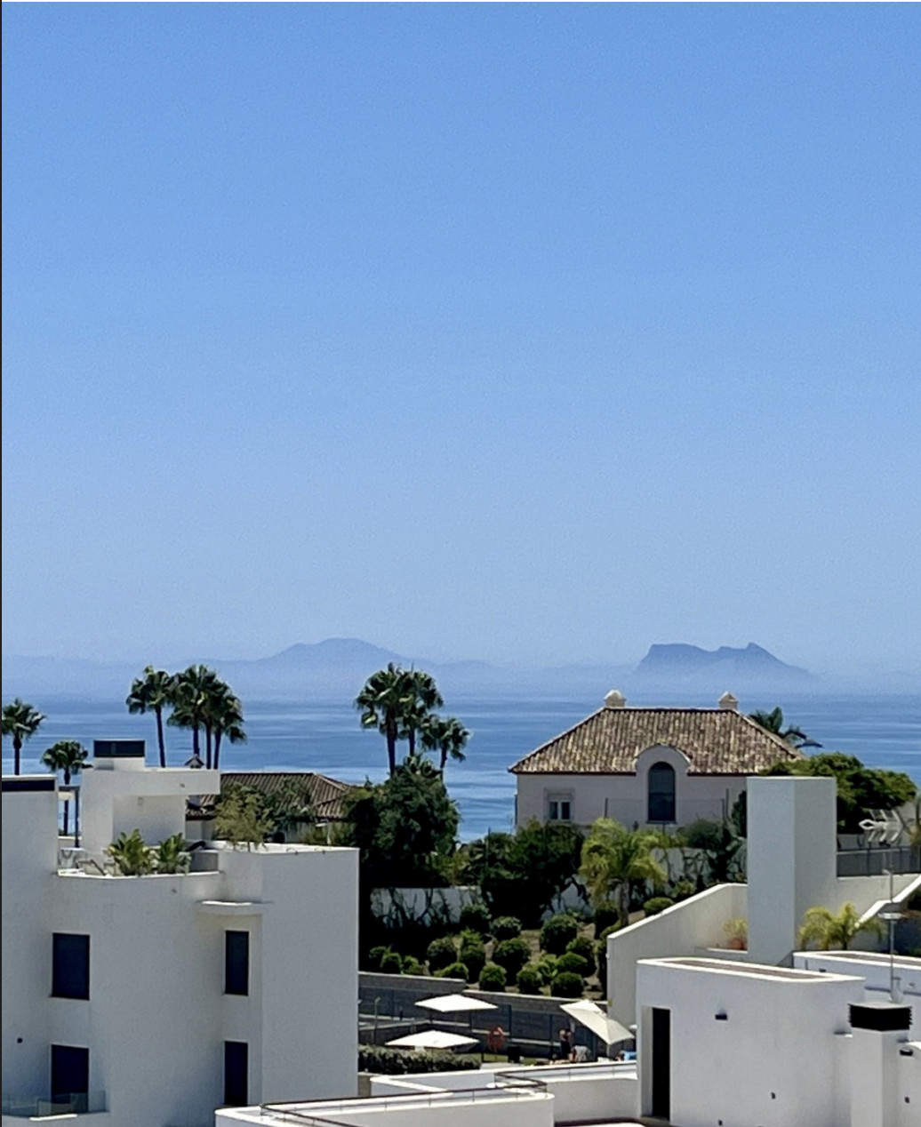 3 Bed Apartment for sale in Estepona Costa Del Sol, Málaga, Spain