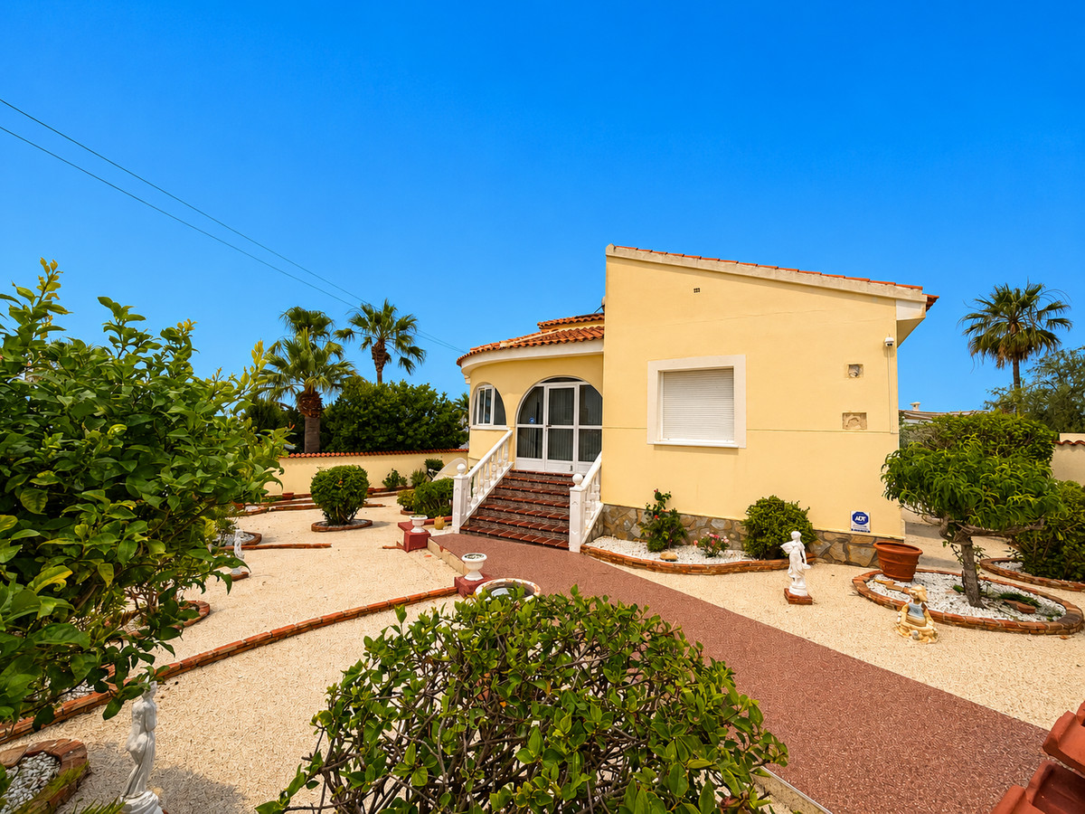 3 Bed Townhouse for sale in Ciudad Quesada Costa Blanca, Alicante, Spain