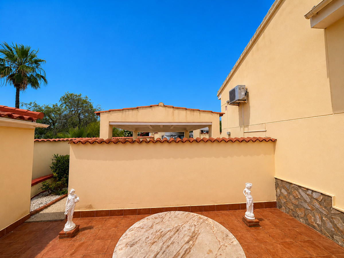 3 Bed Townhouse for sale in Ciudad Quesada Costa Blanca, Alicante, Spain