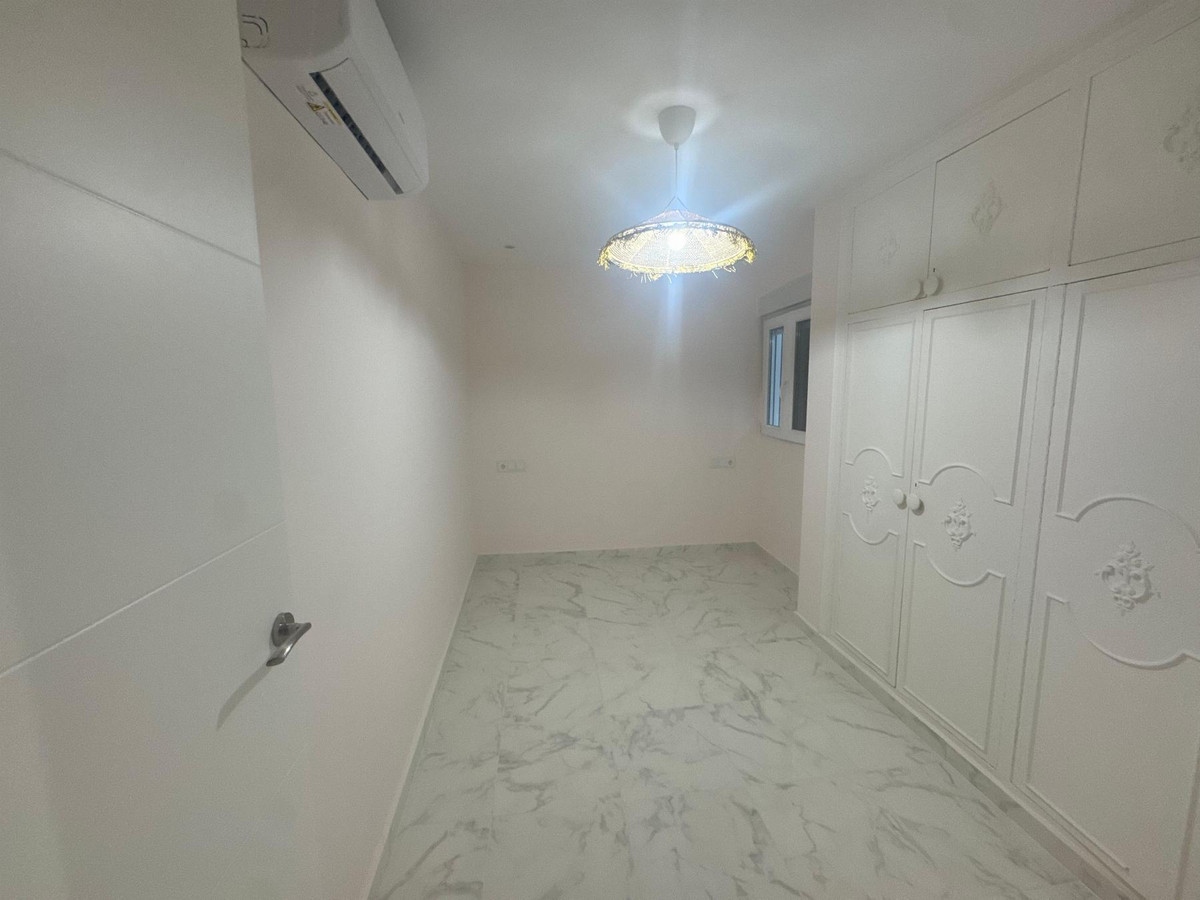 3 Bed Apartment for sale in Torrevieja Costa Blanca, Alicante, Spain