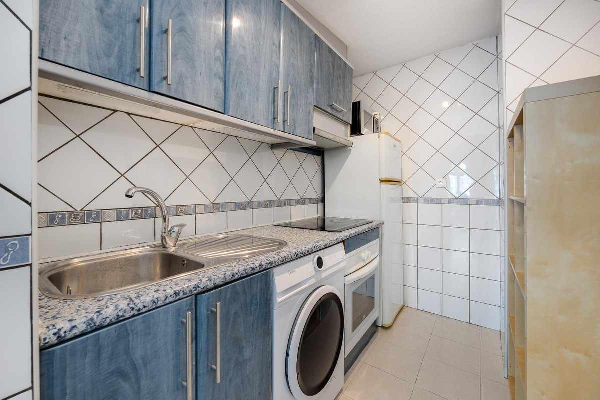 Se vende Bungalow de 2 dormitorios en Costa Blanca, Alicante, España