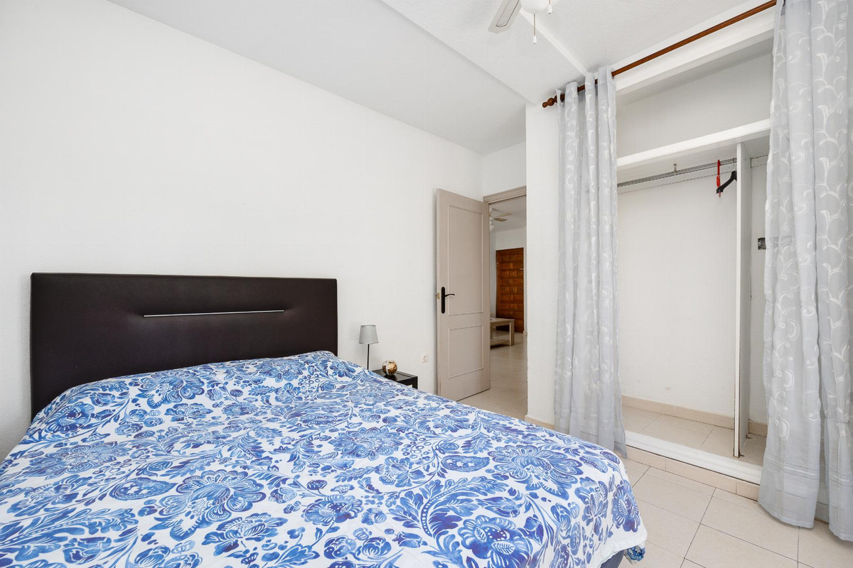 Se vende Bungalow de 2 dormitorios en Costa Blanca, Alicante, España