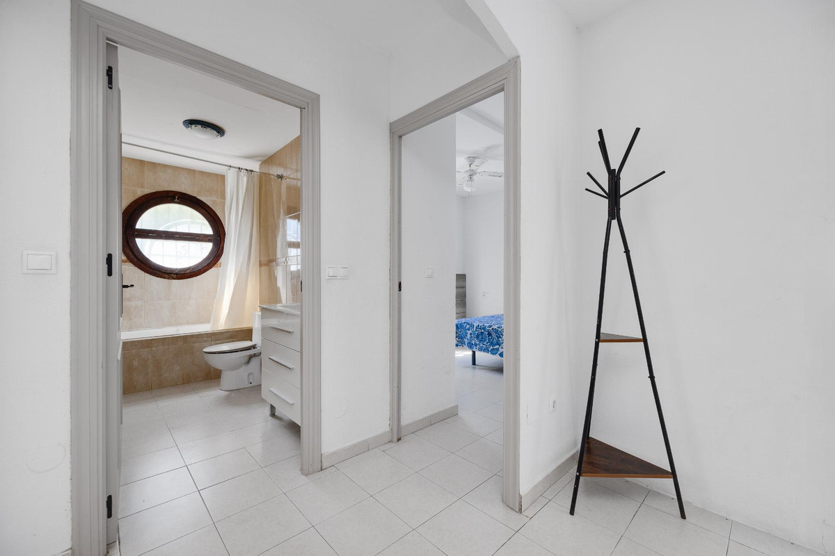 Se vende Bungalow de 2 dormitorios en Costa Blanca, Alicante, España