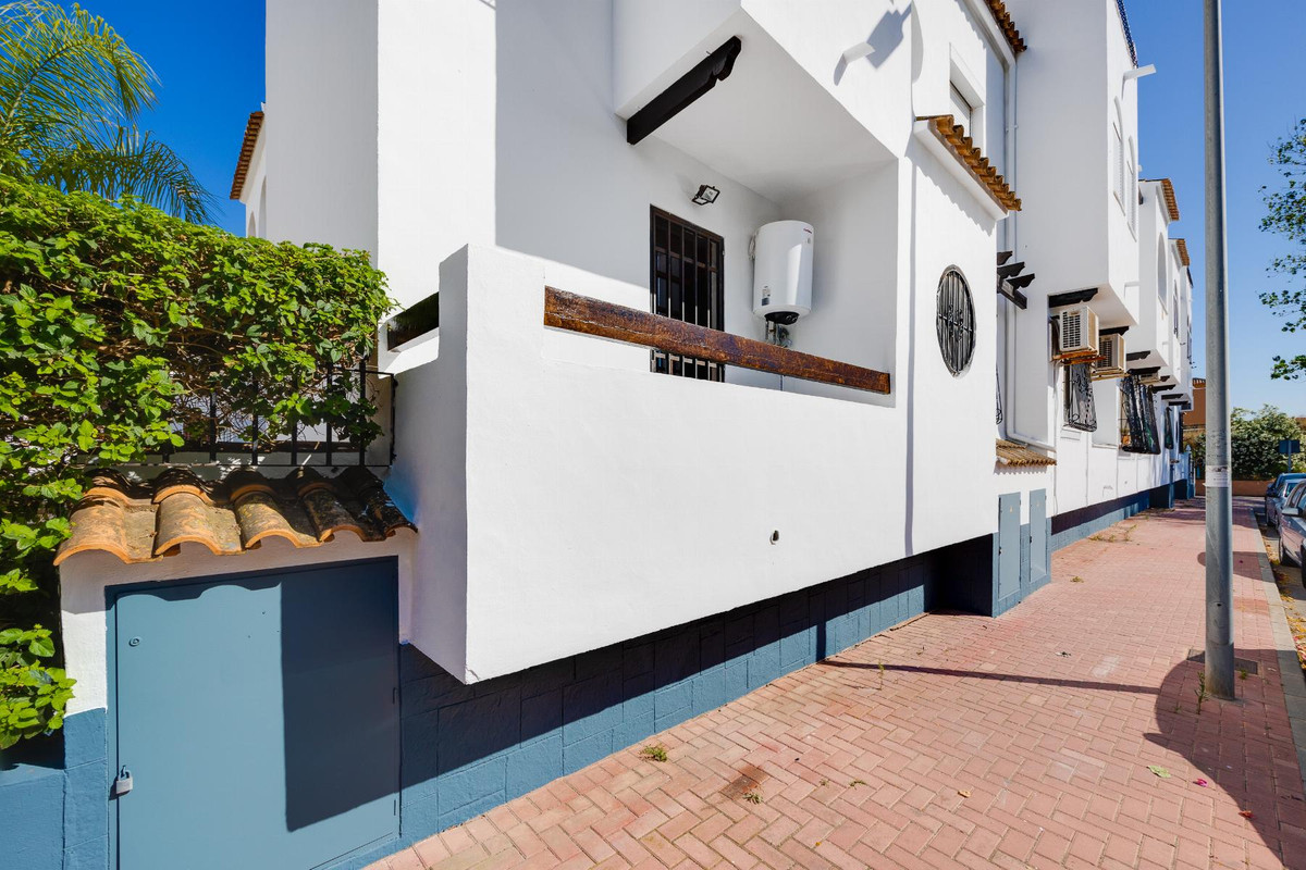 Se vende Bungalow de 2 dormitorios en Costa Blanca, Alicante, España