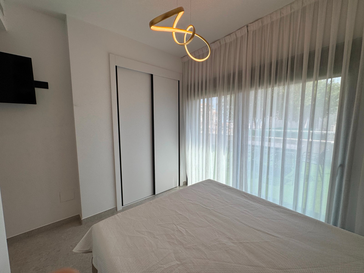 3 Bed Apartment for sale in Guardamar Del Segura Costa Blanca, Alicante, Spain