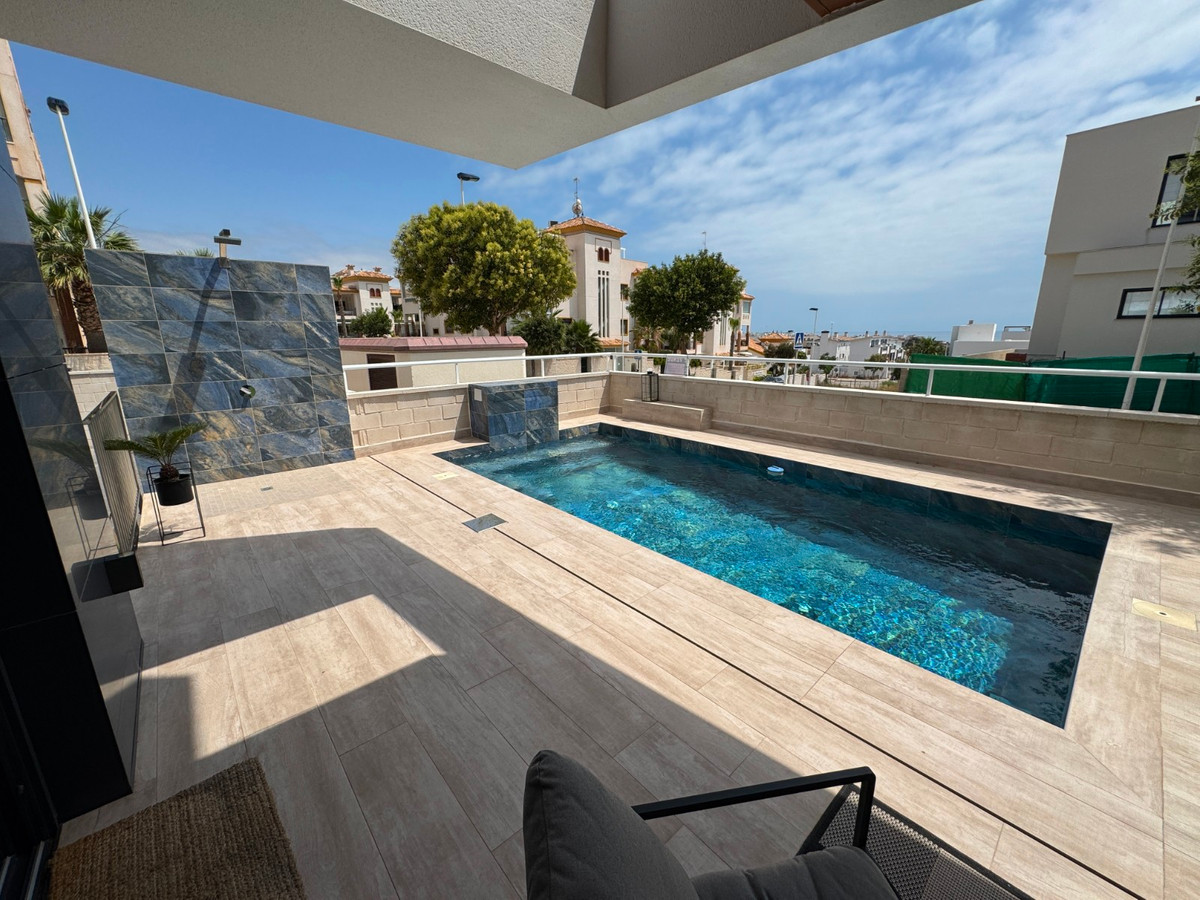 3 Bed Apartment for sale in Guardamar Del Segura Costa Blanca, Alicante, Spain