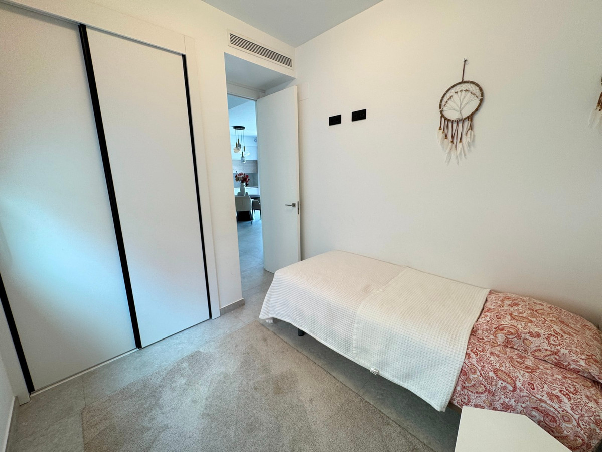 3 Bed Apartment for sale in Guardamar Del Segura Costa Blanca, Alicante, Spain