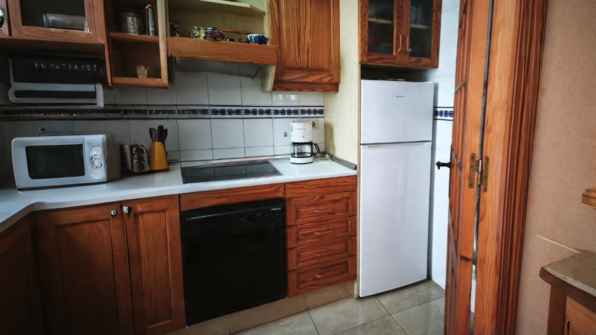 2 Bed Apartment for sale in Guardamar Del Segura Costa Blanca, Alicante, Spain