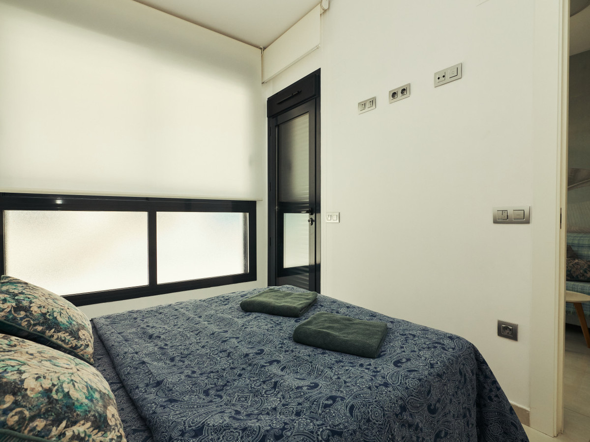 2 Bed Apartment for sale in Torrevieja Costa Blanca, Alicante, Spain