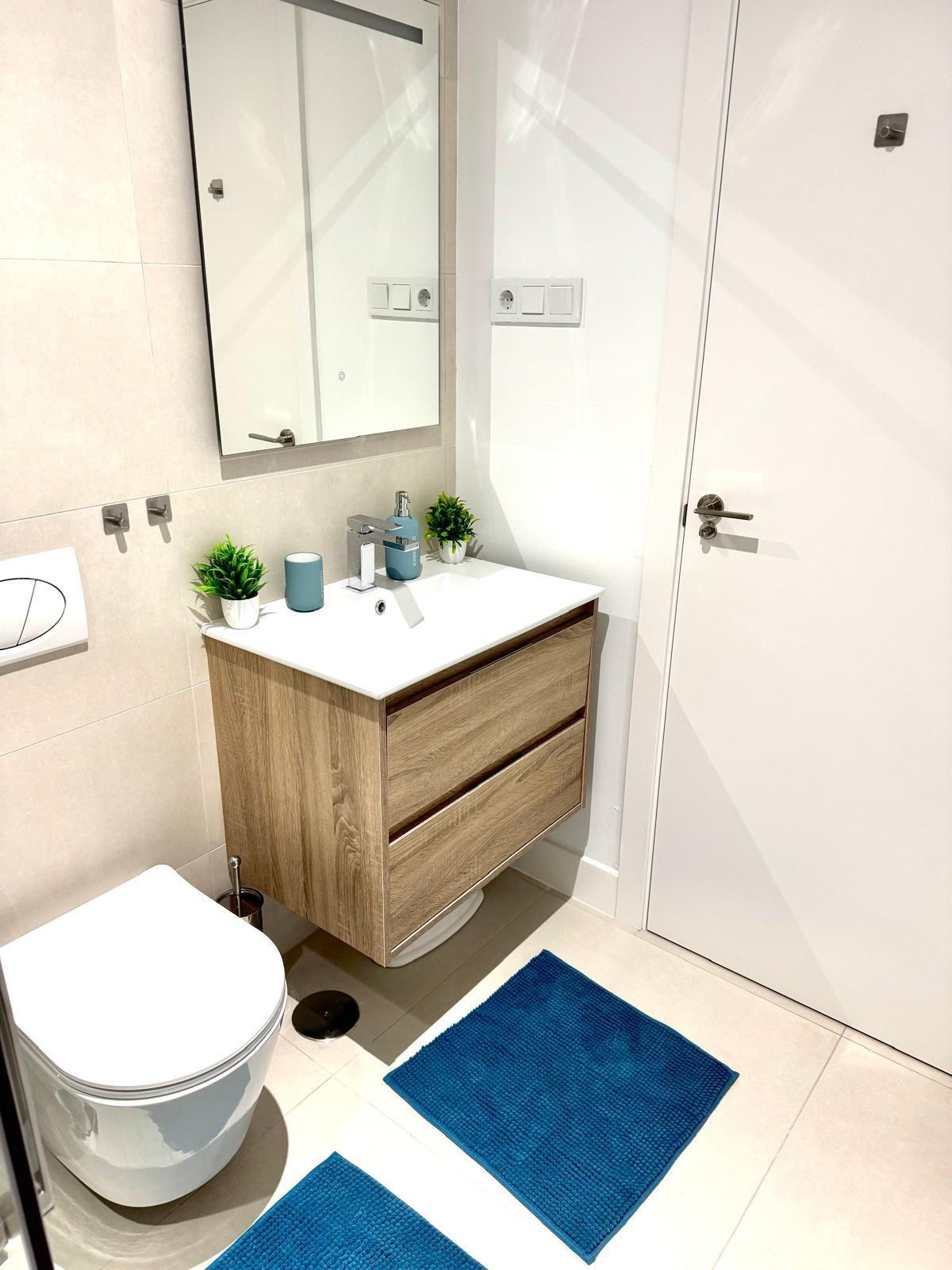 3 Bed Apartment for sale in Fuengirola Costa Del Sol, Málaga, Spain