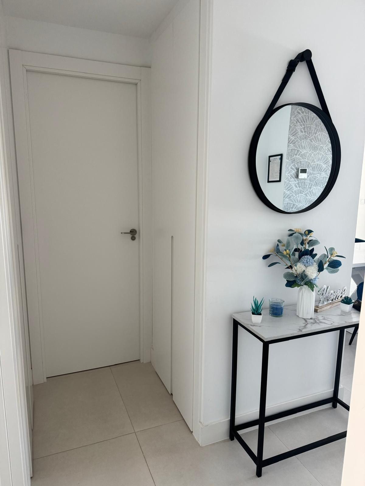 3 Bed Apartment for sale in Fuengirola Costa Del Sol, Málaga, Spain