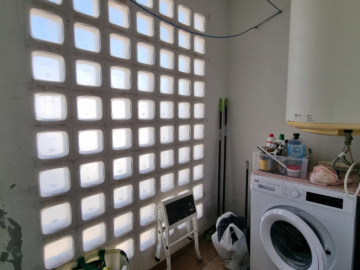Se vende Apartamento en Planta Última de 2 dormitorios en Costa Del Sol, Málaga, España