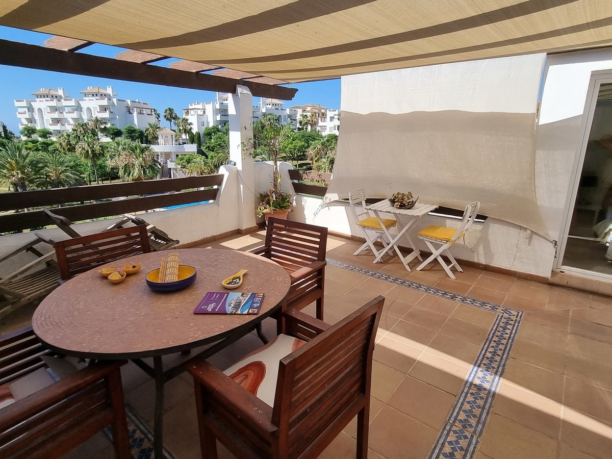 Se vende Apartamento en Planta Última de 2 dormitorios en Costa Del Sol, Málaga, España