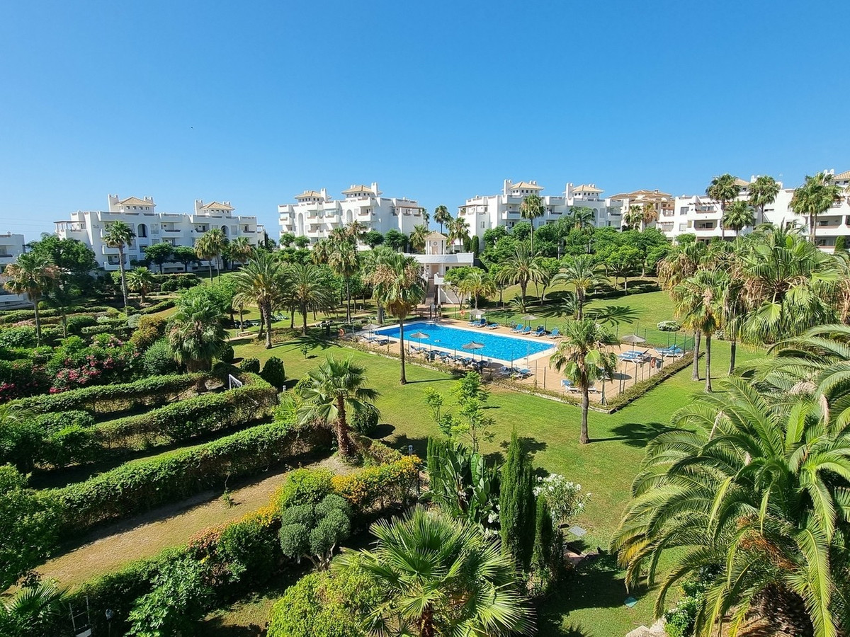 Se vende Apartamento en Planta Última de 2 dormitorios en Costa Del Sol, Málaga, España