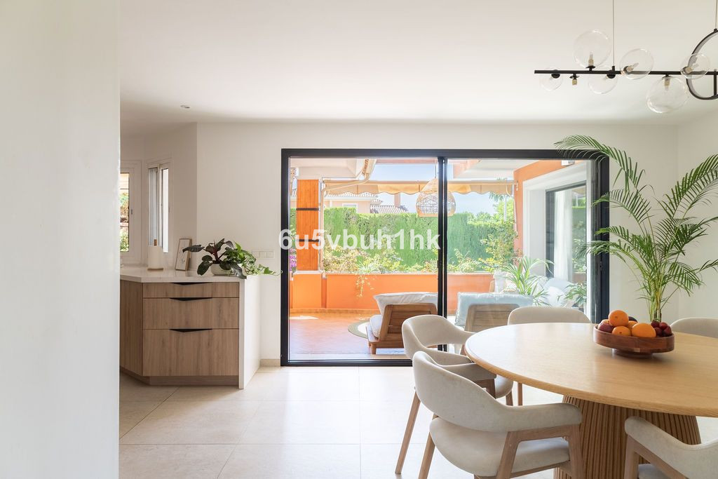 5 Bed Townhouse for sale in Alhaurín De La Torre Costa Del Sol, Málaga, Spain