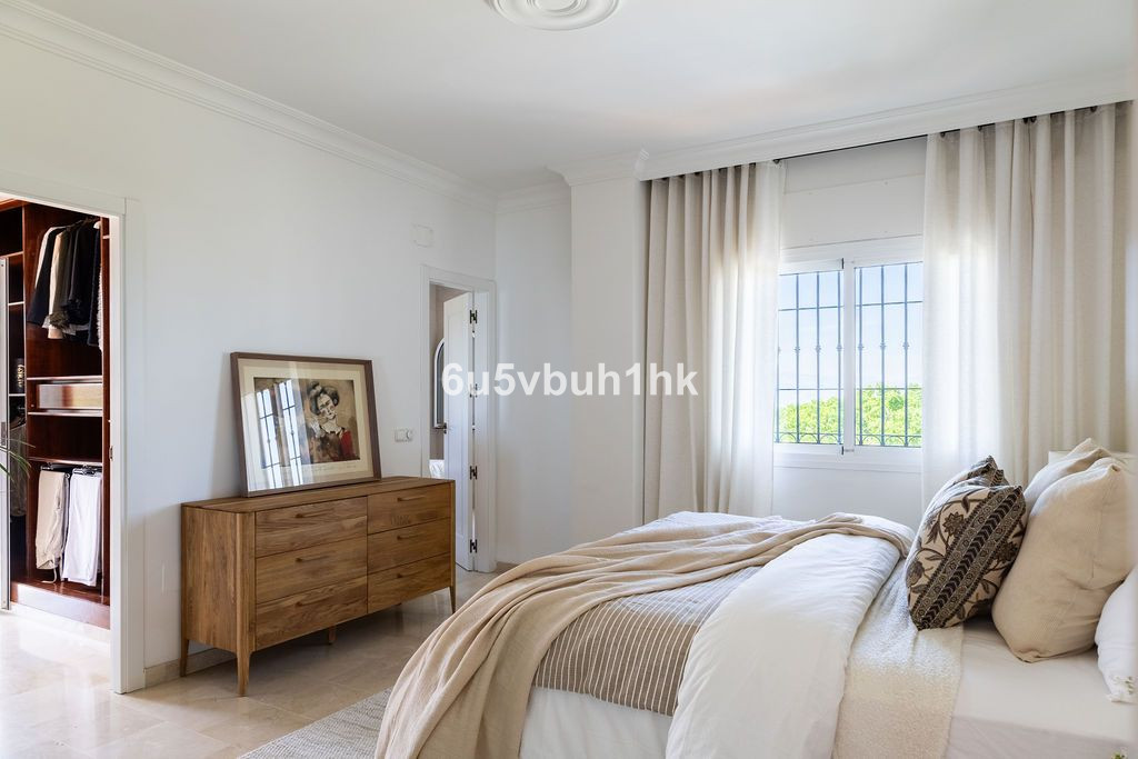 5 Bed Townhouse for sale in Alhaurín De La Torre Costa Del Sol, Málaga, Spain
