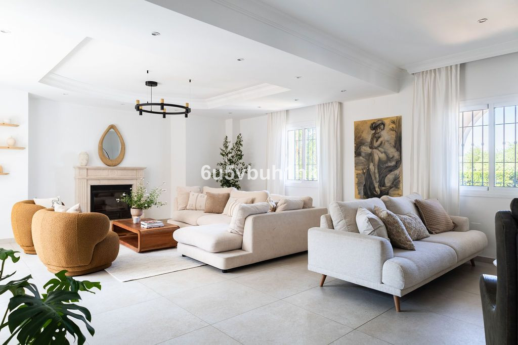 5 Bed Townhouse for sale in Alhaurín De La Torre Costa Del Sol, Málaga, Spain
