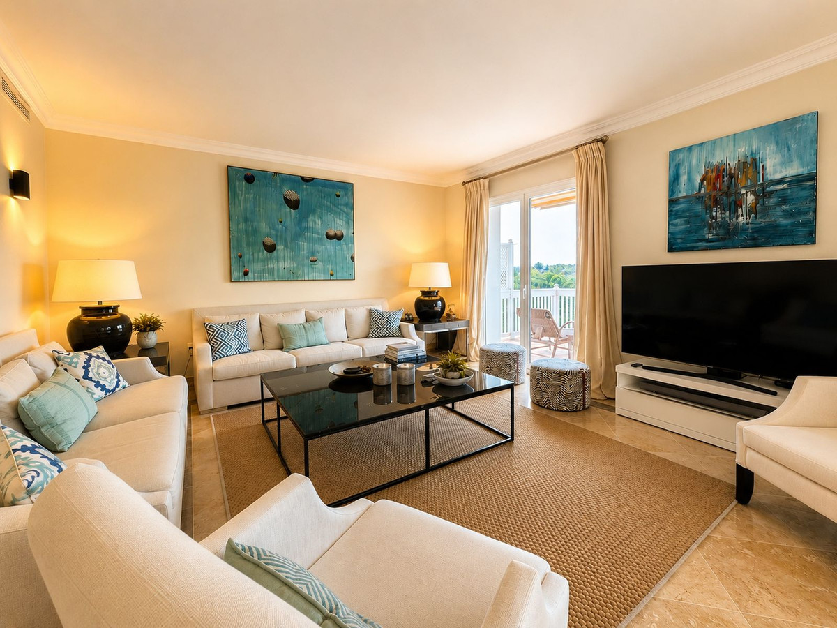 3 Bed Apartment for sale in Los Flamingos Costa Del Sol, Málaga, Spain