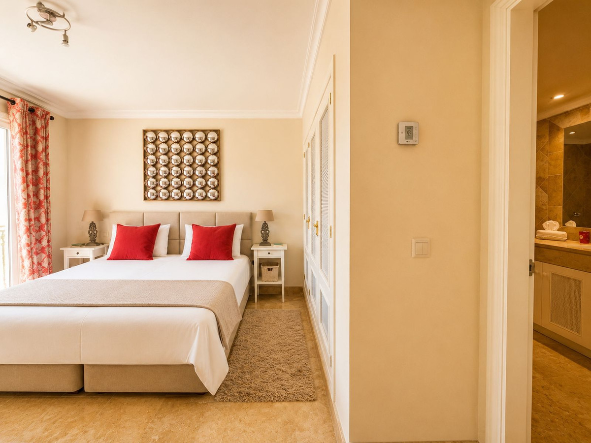 3 Bed Apartment for sale in Los Flamingos Costa Del Sol, Málaga, Spain