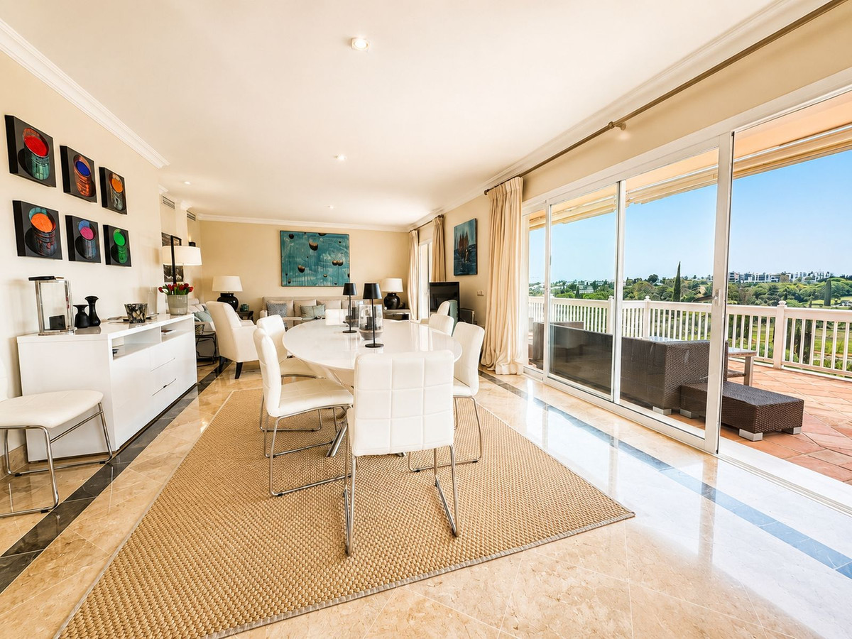 3 Bed Apartment for sale in Los Flamingos Costa Del Sol, Málaga, Spain