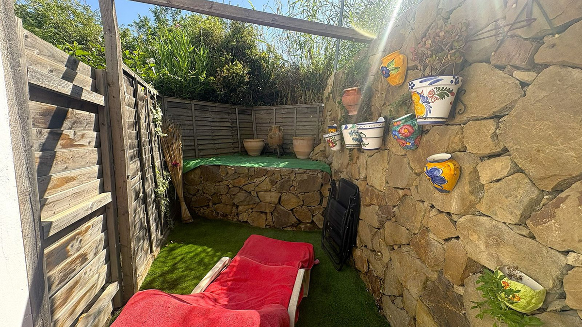 Se vende Apartamento Planta Media de 3 dormitorios en Costa Del Sol, Málaga, España