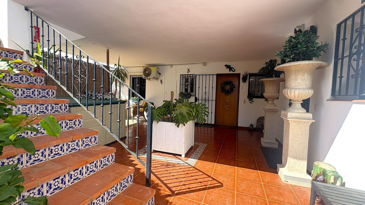 Se vende Apartamento Planta Media de 3 dormitorios en Costa Del Sol, Málaga, España