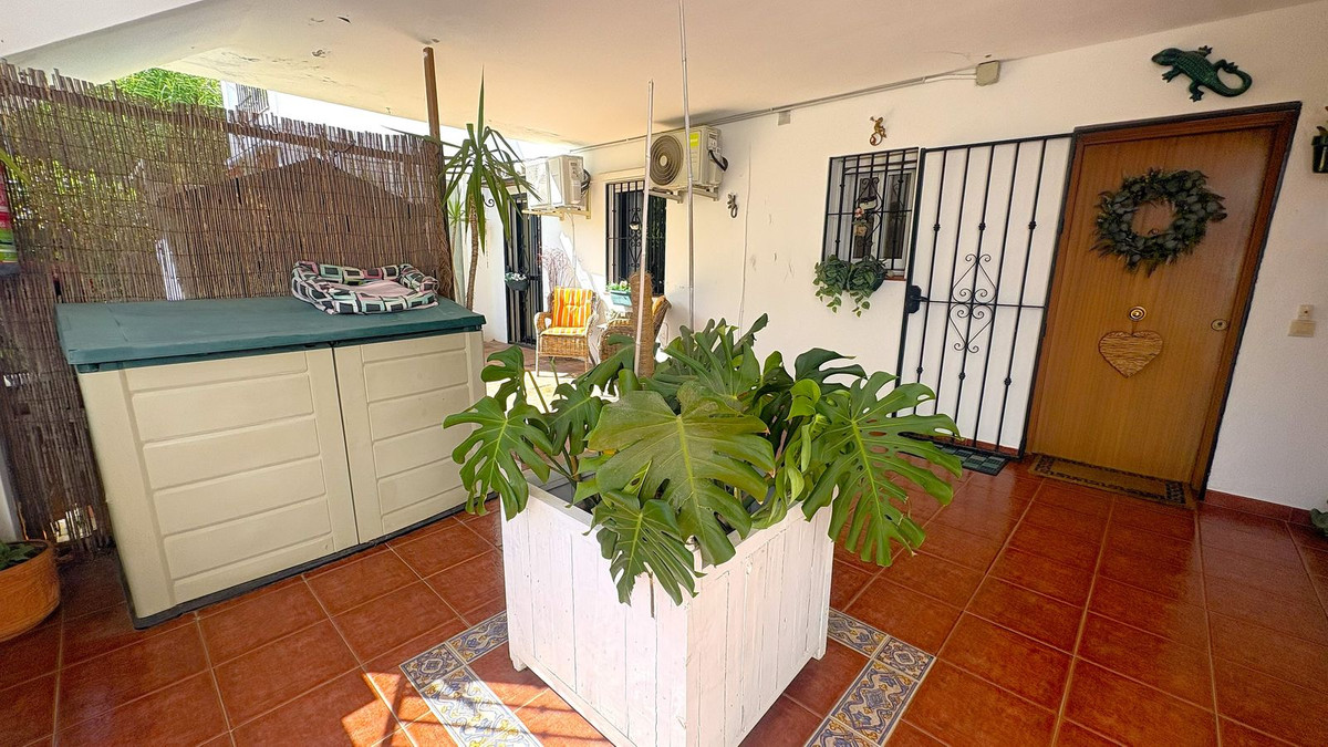 Se vende Apartamento Planta Media de 3 dormitorios en Costa Del Sol, Málaga, España