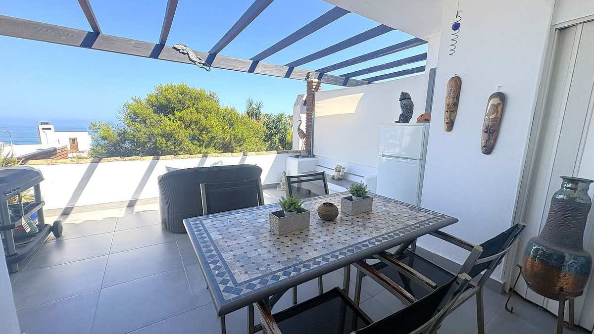 Se vende Apartamento Planta Media de 3 dormitorios en Costa Del Sol, Málaga, España
