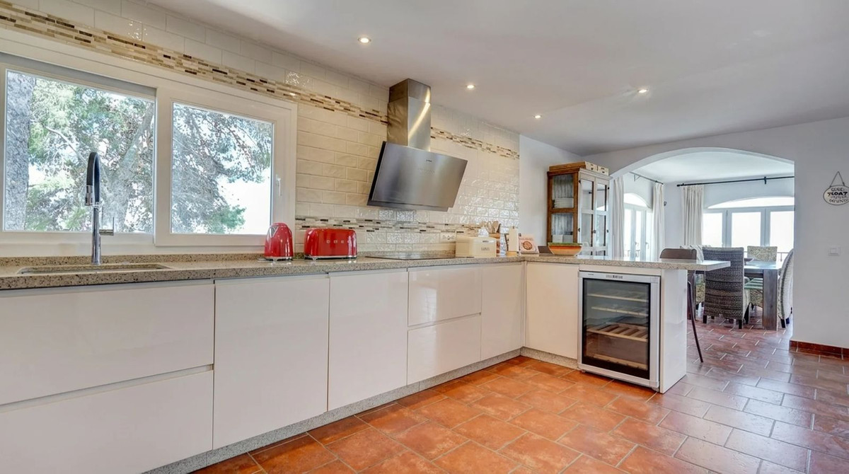 5 Bed Townhouse for sale in Mijas Costa Del Sol, Málaga, Spain