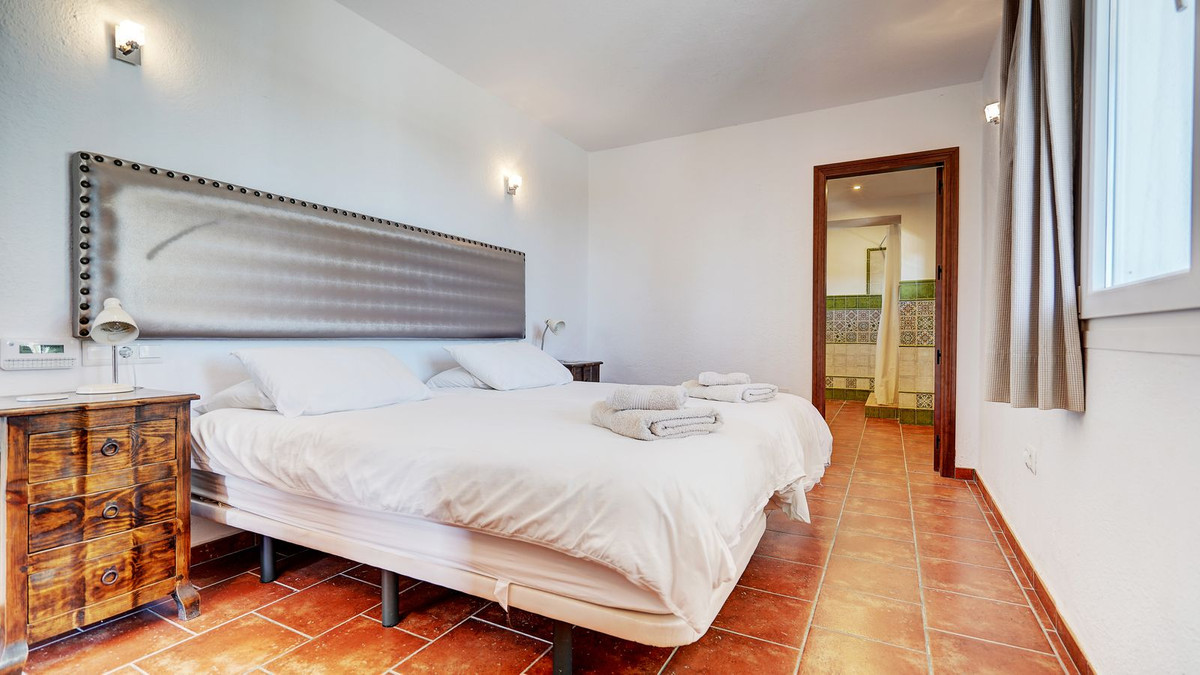 5 Bed Townhouse for sale in Mijas Costa Del Sol, Málaga, Spain