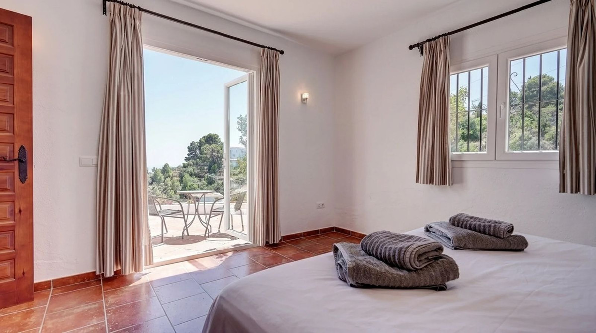 5 Bed Townhouse for sale in Mijas Costa Del Sol, Málaga, Spain