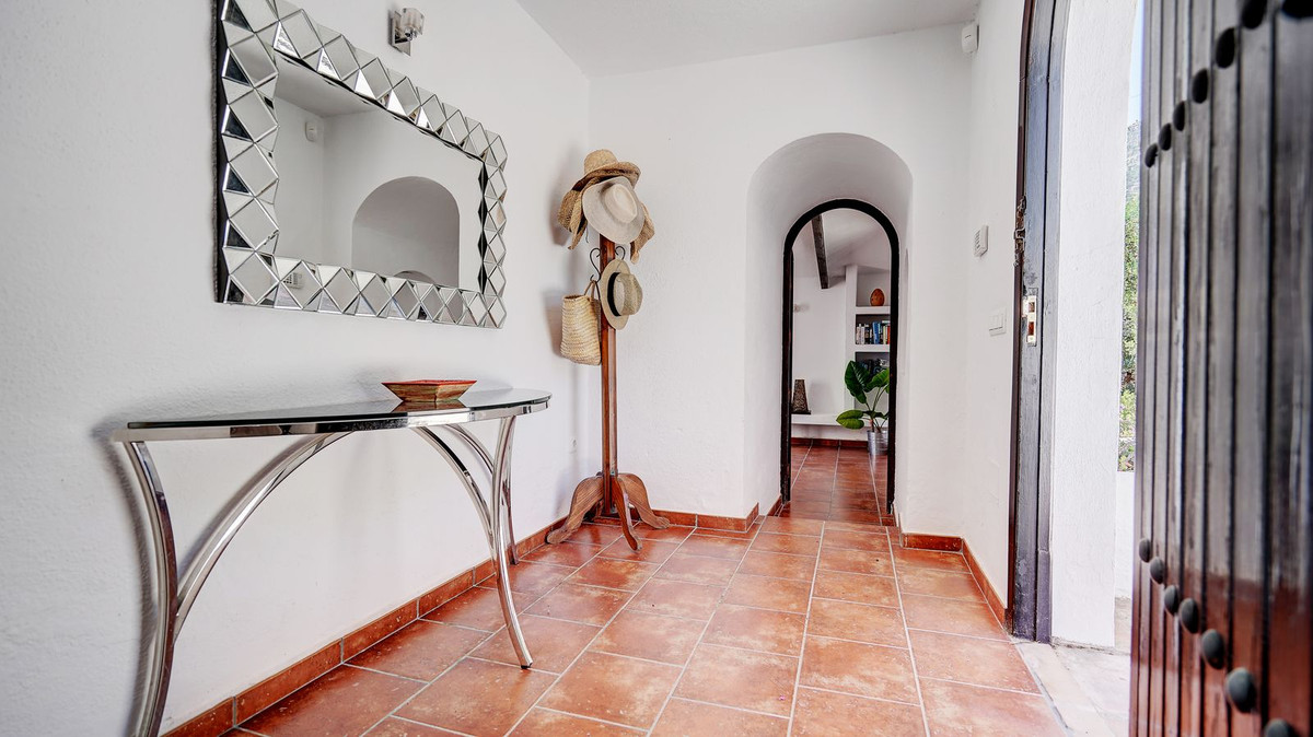 5 Bed Townhouse for sale in Mijas Costa Del Sol, Málaga, Spain