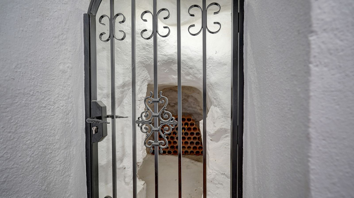 5 Bed Townhouse for sale in Mijas Costa Del Sol, Málaga, Spain