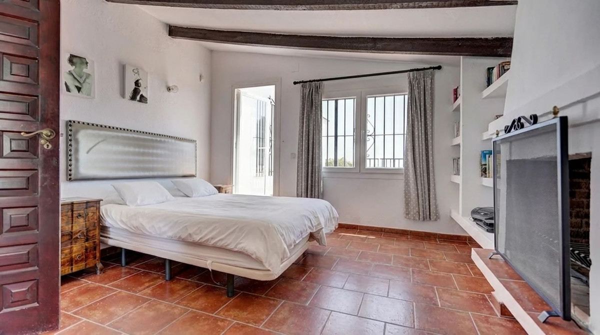 5 Bed Townhouse for sale in Mijas Costa Del Sol, Málaga, Spain
