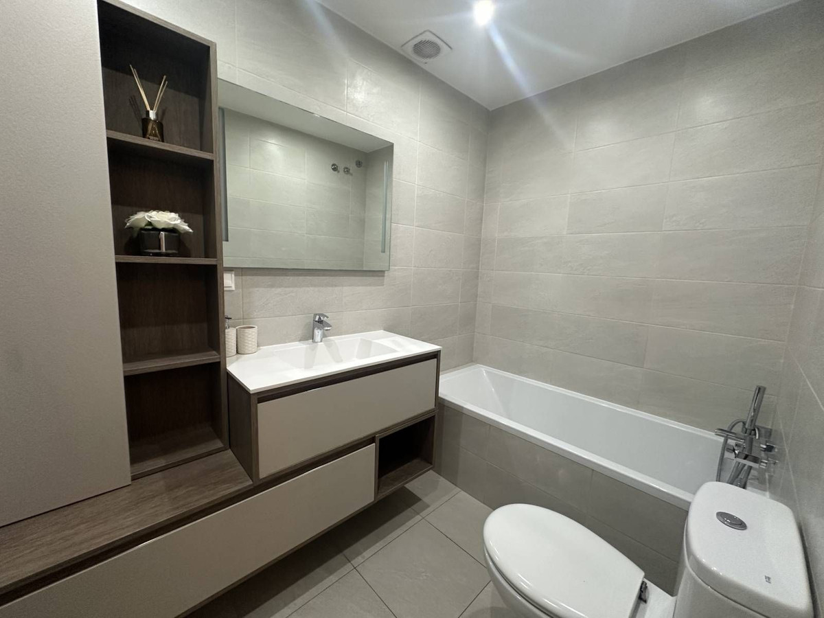 Se vende Apartamento en Planta Última de 3 dormitorios en Costa Del Sol, Málaga, España