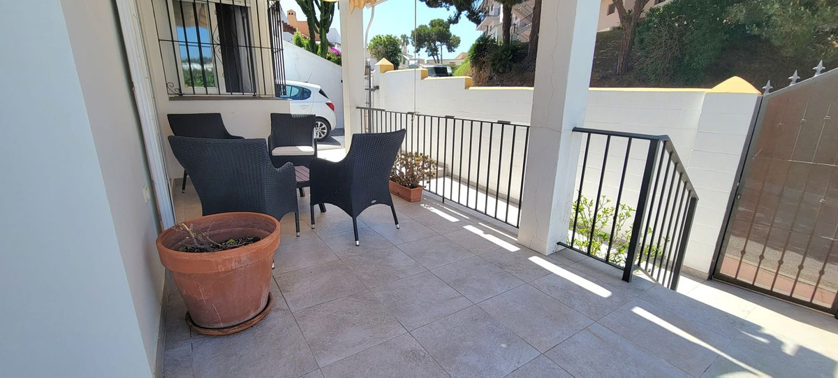 Se vende Villa - Chalet de 3 dormitorios en Costa Del Sol, Málaga, España