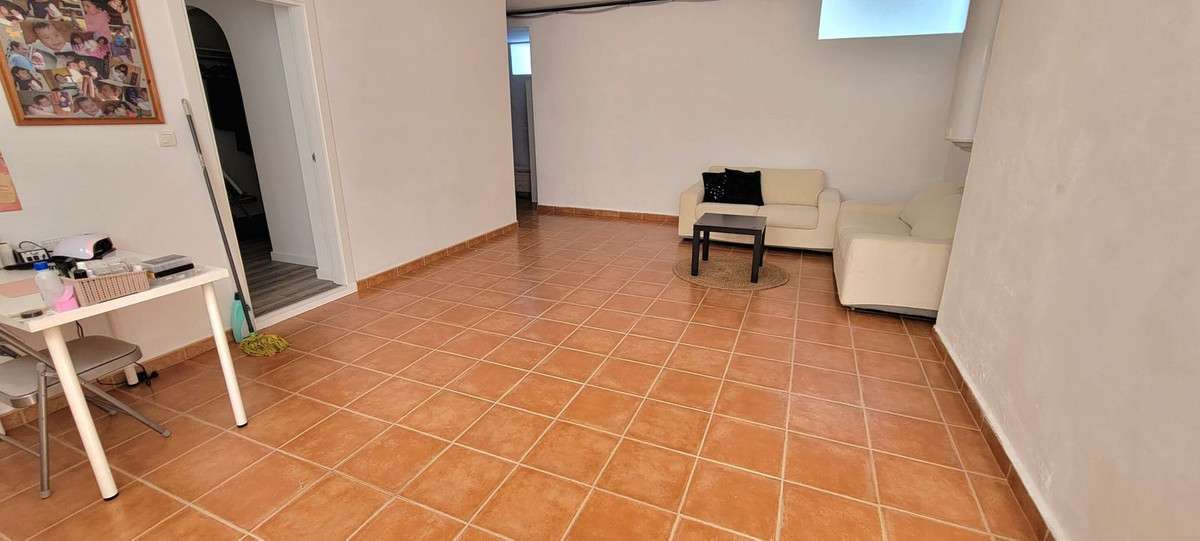 Se vende Villa - Chalet de 3 dormitorios en Costa Del Sol, Málaga, España