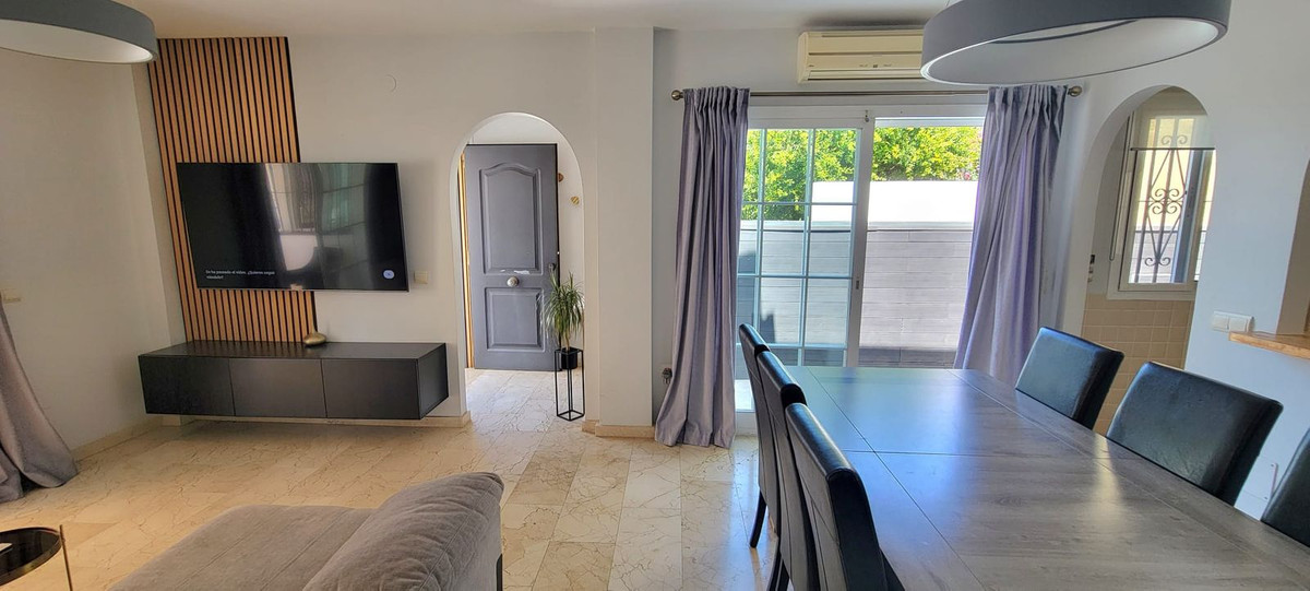 Se vende Villa - Chalet de 3 dormitorios en Costa Del Sol, Málaga, España