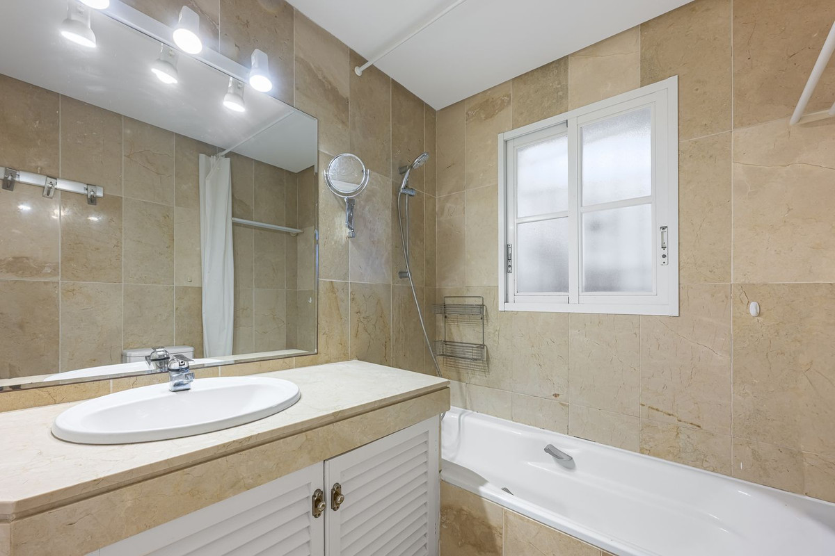 Se vende Adosada de 3 dormitorios en Costa Del Sol, Málaga, España