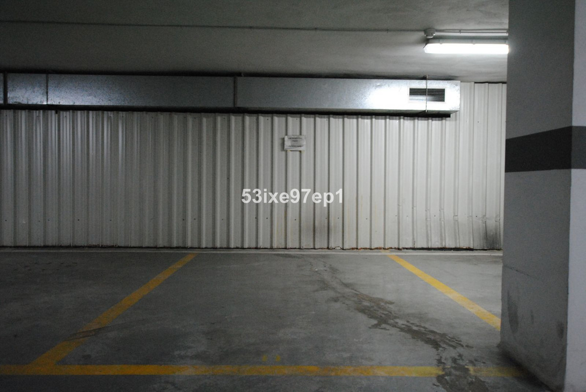 Commercial unit for sale in Fuengirola Costa Del Sol, Málaga, Spain